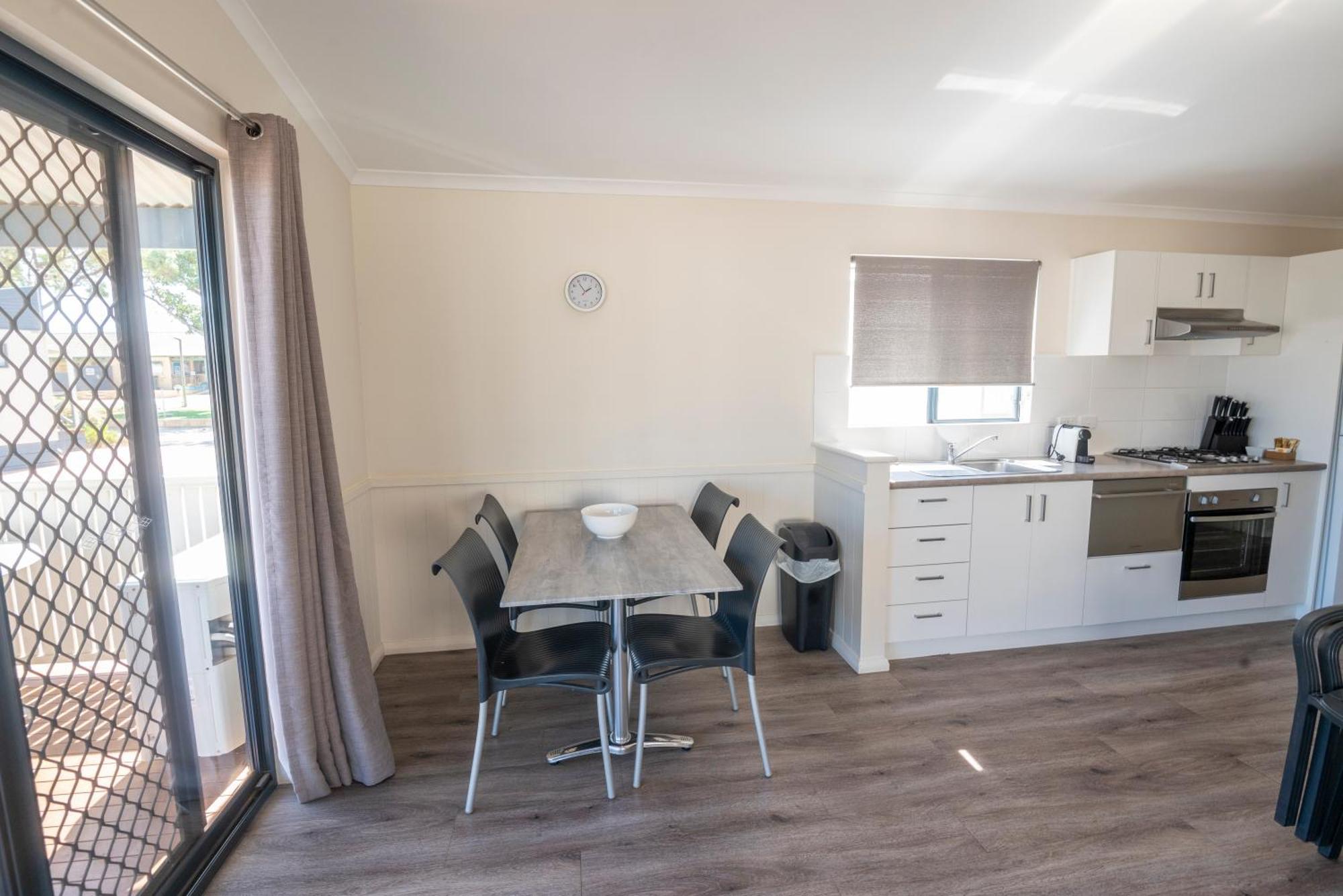 Jurien Bay Tourist Park Otel Dış mekan fotoğraf